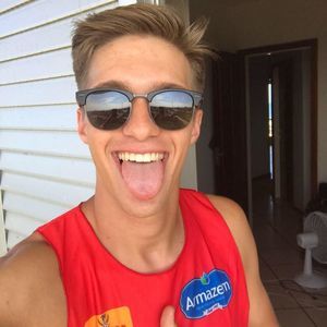 Meet your Posher, Bernardo